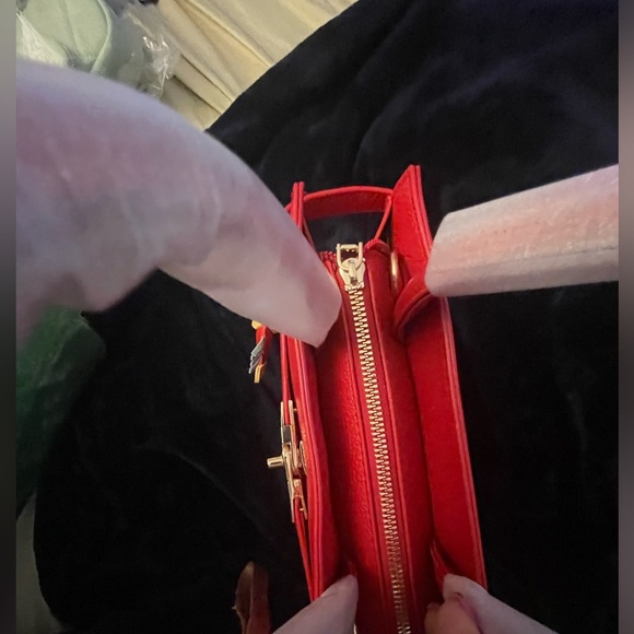 NEW WOMENS RED FASHION HANDBAG
with PONY CHARM - Picture 5 of 10